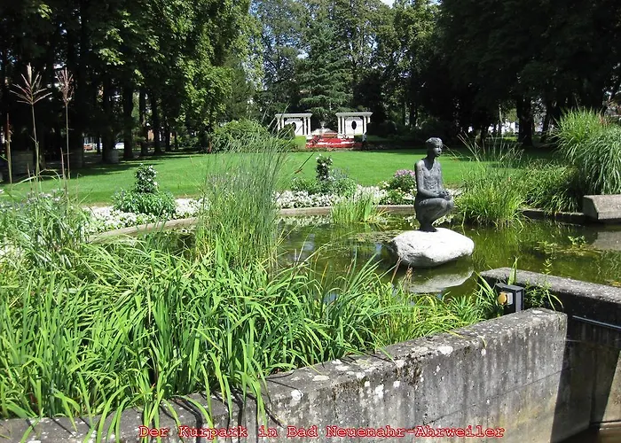 弗朗茨舍费尔酒庄旅馆 4*